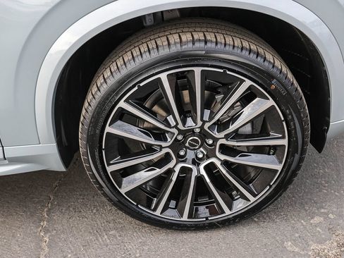 New 2027 Volvo XC90 B6 Plus AWD/4WD image 13