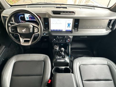 Certified 2024 Ford Bronco Black Diamond w/ Sasquatch Package image 14