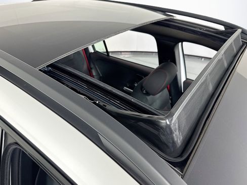 New 2026 Mercedes-Benz GLB 35 AMG 4MATIC image 21