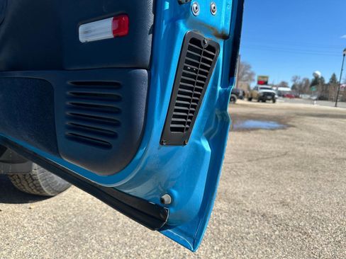 Used 1995 Chevrolet Silverado 1500 4x4 Regular Cab image 20