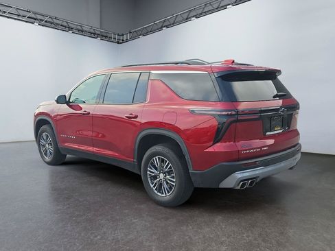 Used 2026 Chevrolet Traverse LT w/ Driver Confidence Package AWD/4WD image 5
