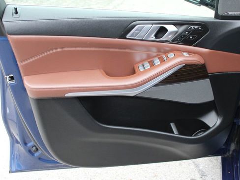 Used 2020 BMW X7 xDrive40i w/ Premium Package image 21