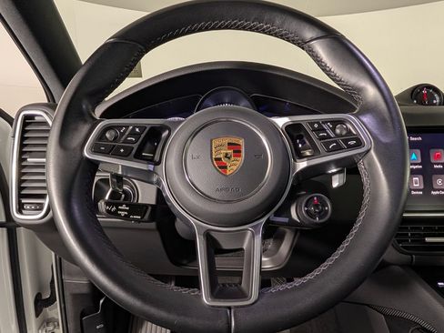Certified 2023 Porsche Cayenne Platinum Edition AWD/4WD image 34
