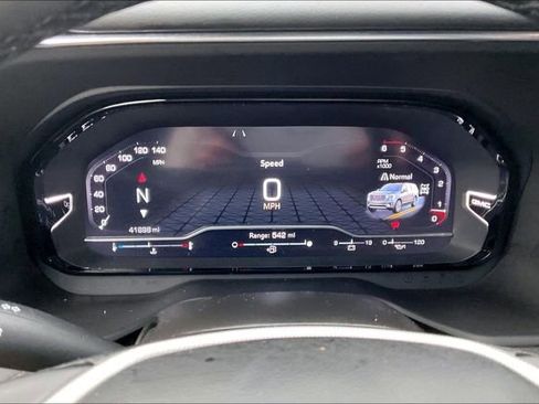 Used 2023 GMC Yukon Denali image 10