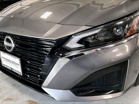 Certified 2024 Nissan Altima 2.5 SV image 29