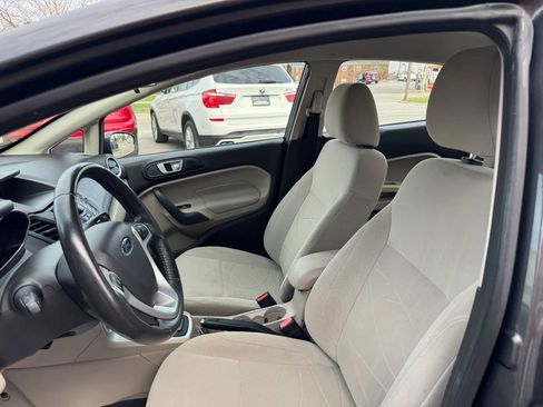Used 2015 Ford Fiesta SE image 22