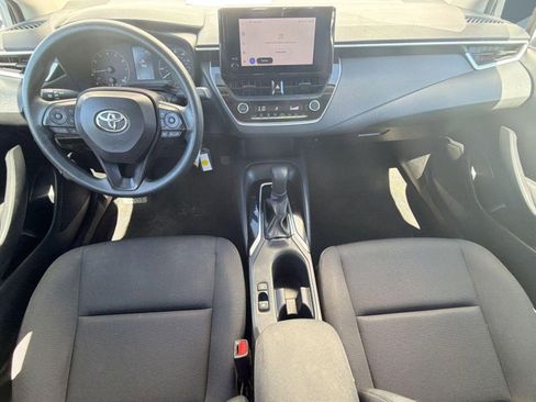 Used 2023 Toyota Corolla LE FWD image 15