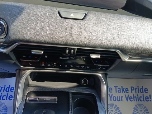 Used 2024 MAZDA CX-90 3.3 Turbo w/ Premium Package image 14