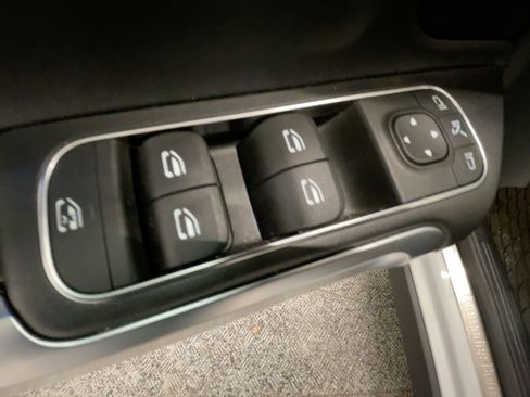 Certified 2026 Mercedes-Benz GLB 250 image 13