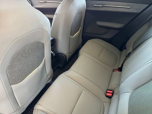 New 2025 Volvo EX30 Plus w/ Climate Package image 11