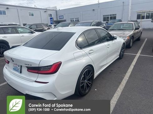 Used 2021 BMW 330i xDrive Sedan w/ M Sport Package image 4