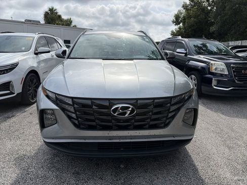 Used 2024 Hyundai Tucson SEL FWD image 2