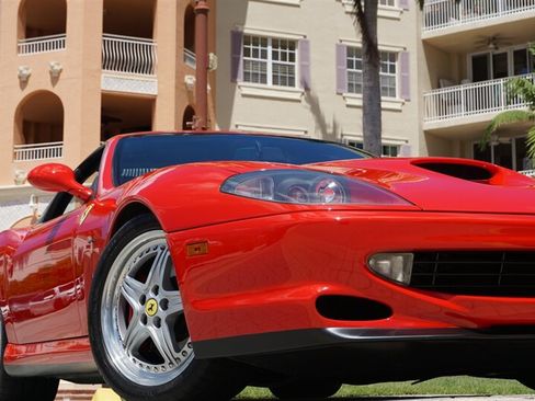 Used 2001 Ferrari 550 Maranello Coupe RWD image 21