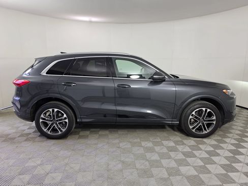 Used 2025 Audi Q5 Premium w/ Convenience Package AWD/4WD image 41
