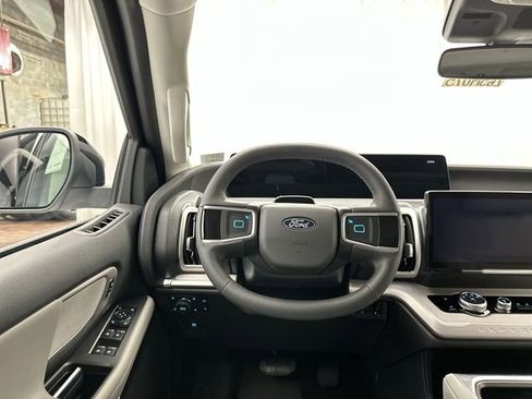 New 2026 Ford Expedition Max Active image 13