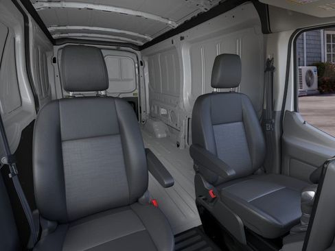New 2026 Ford Transit 250 148 Medium Roof RWD image 10