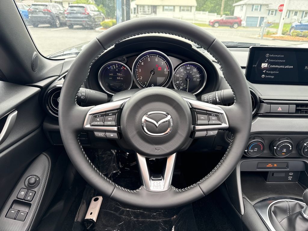 New 2026 MAZDA MX-5 Miata Sport w/ Appearance Package RWD image 17