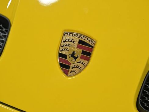 Used 2022 Porsche 911 GT3 RWD image 25