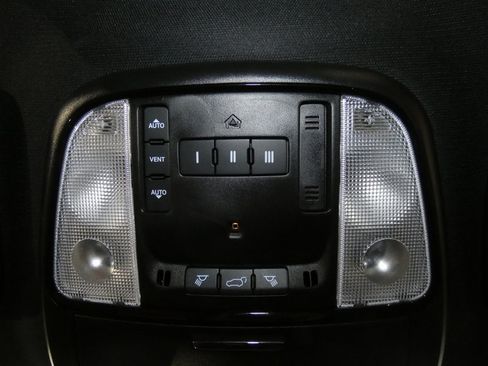 Used 2024 Dodge Durango GT image 17