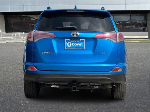 Used 2017 Toyota RAV4 LE FWD image 8