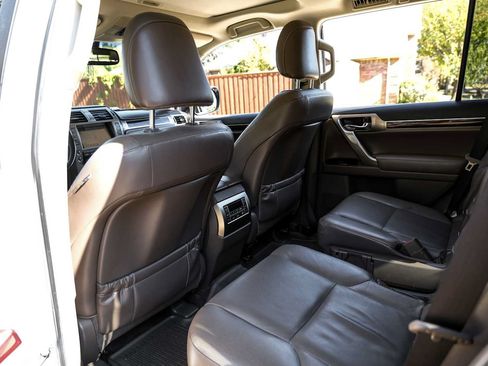 Used 2018 Lexus GX 460 Premium AWD/4WD image 38