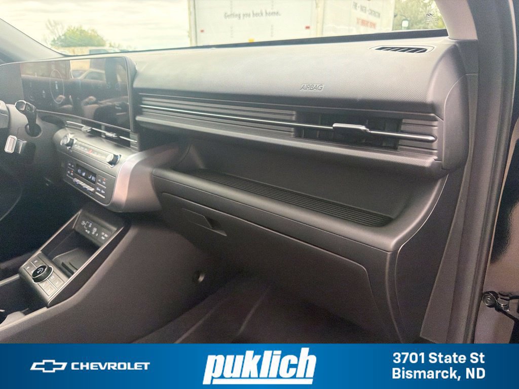 Used 2026 Hyundai Kona Limited AWD/4WD image 32