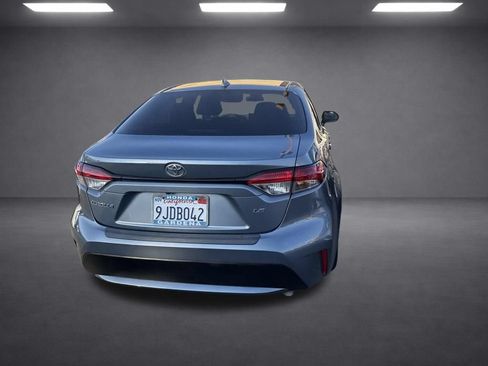 Used 2020 Toyota Corolla LE FWD image 15