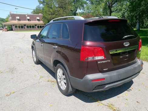 Used 2011 Kia Sorento EX w/ Premium Pkg AWD/4WD image 9