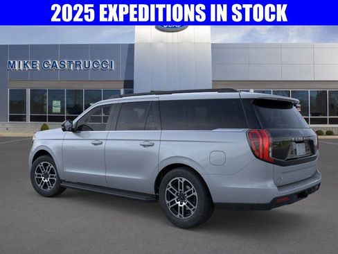 New 2025 Ford Expedition Max Active image 4