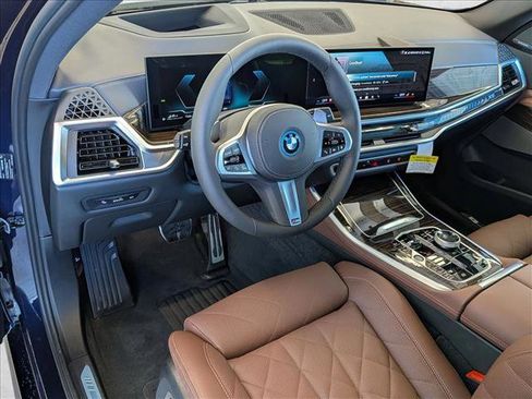 New 2026 BMW X5 xDrive50e w/ Executive Package image 3