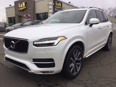 Used 2017 Volvo XC90 T6 Momentum w/ Vision Package