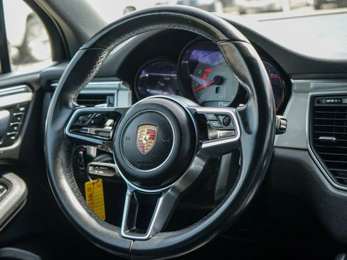 Used 2015 Porsche Macan S AWD/4WD image 39