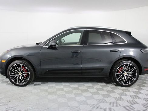 Certified 2025 Porsche Macan S image 2