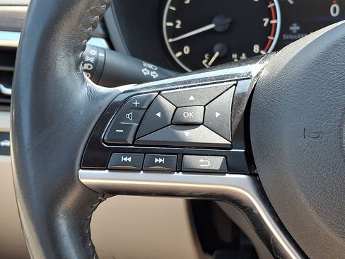 Certified 2023 Nissan Altima 2.5 SL FWD image 23