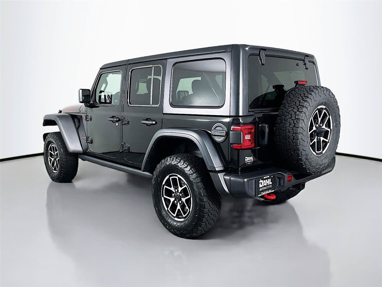 Used 2026 Jeep Wrangler Unlimited Rubicon AWD/4WD image 10