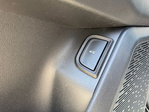 Used 2026 Chevrolet Equinox RS AWD/4WD image 25