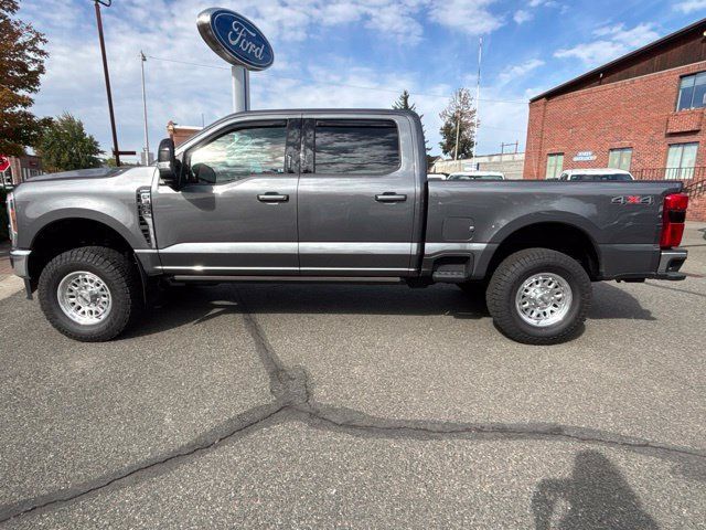 Used 2026 Ford F350 Lariat AWD/4WD image 6