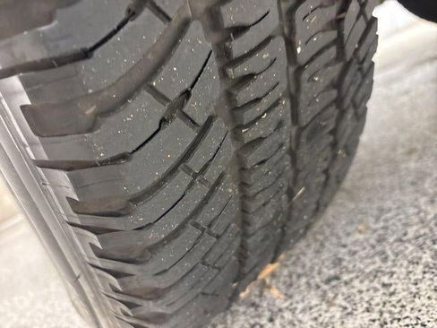 Used 2023 Ford F150 Platinum w/ Equipment Group 701A High image 22