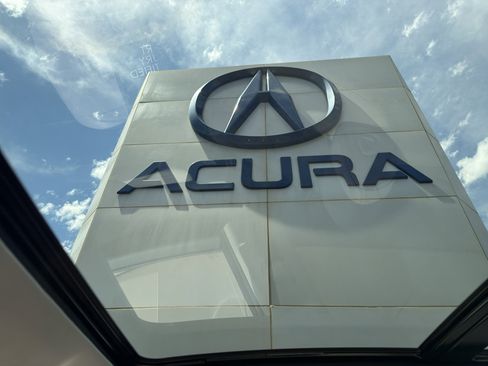 Certified 2025 Acura RDX SH-AWD w/ Technology Package image 2