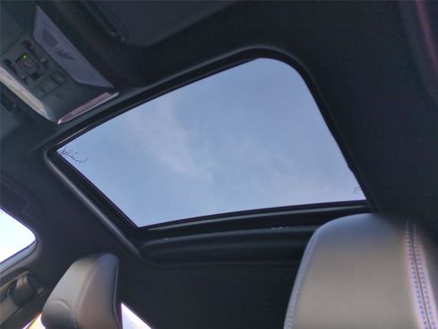 Used 2022 Toyota RAV4 XSE w/ XSE Grade Weather Package image 10