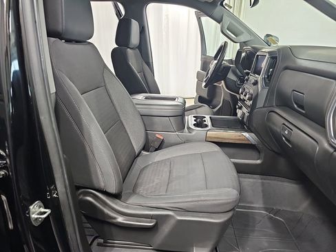 Used 2021 Chevrolet Silverado 1500 RST w/ Redline Edition AWD/4WD image 13