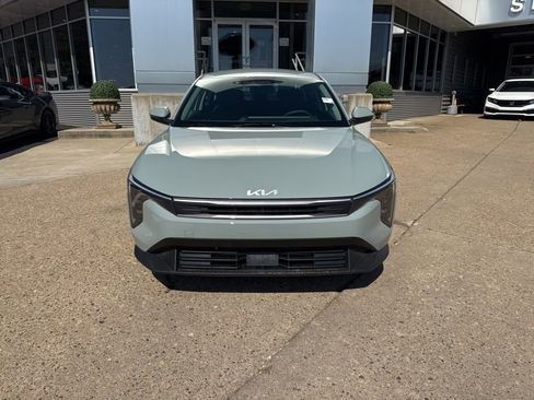 New 2026 Kia K4 FWD image 2
