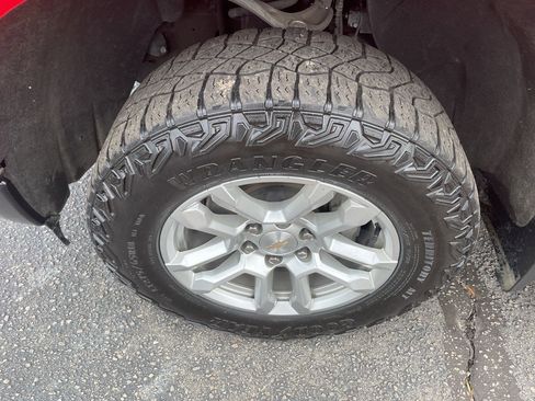 Certified 2024 Chevrolet Silverado 1500 W/T w/ WT Value Package image 8