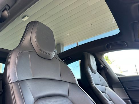 Certified 2021 Porsche Taycan RWD image 16