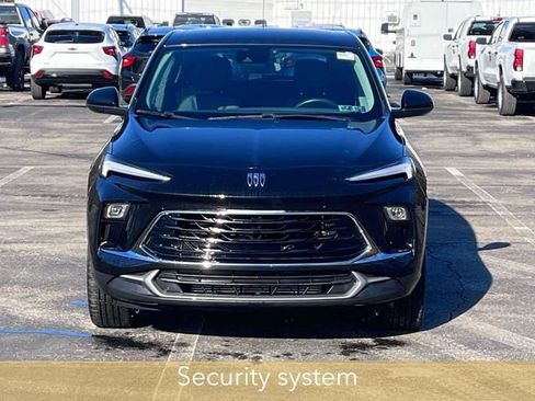 Certified 2024 Buick Encore GX Preferred w/ Comfort Package image 9