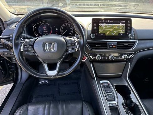 Used 2022 Honda Accord Touring image 18