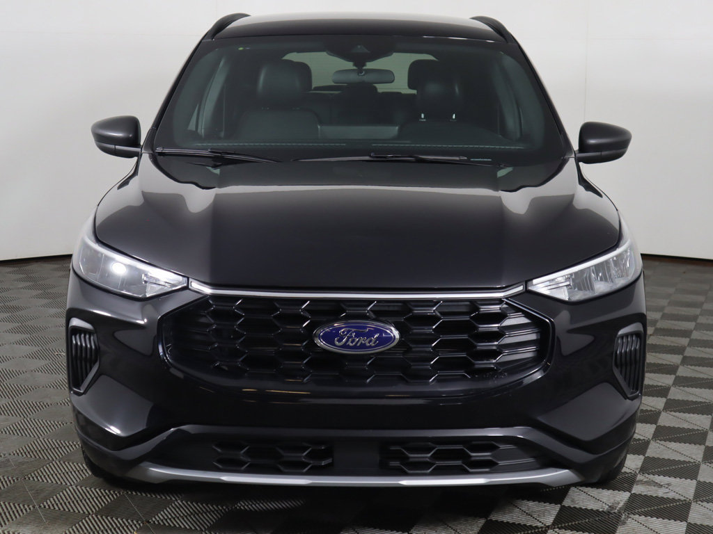 Used 2023 Ford Escape ST-Line w/ Tech Pack #1 FWD image 11