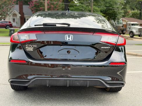 Used 2022 Honda Civic Sport image 5