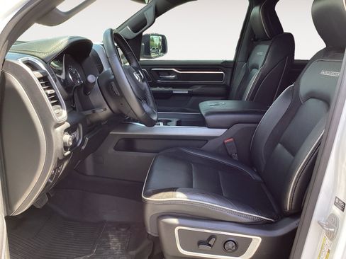 Used 2021 RAM 1500 Laramie w/ Night Edition image 28