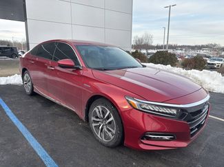 Used 2019 Honda Accord Touring video 1